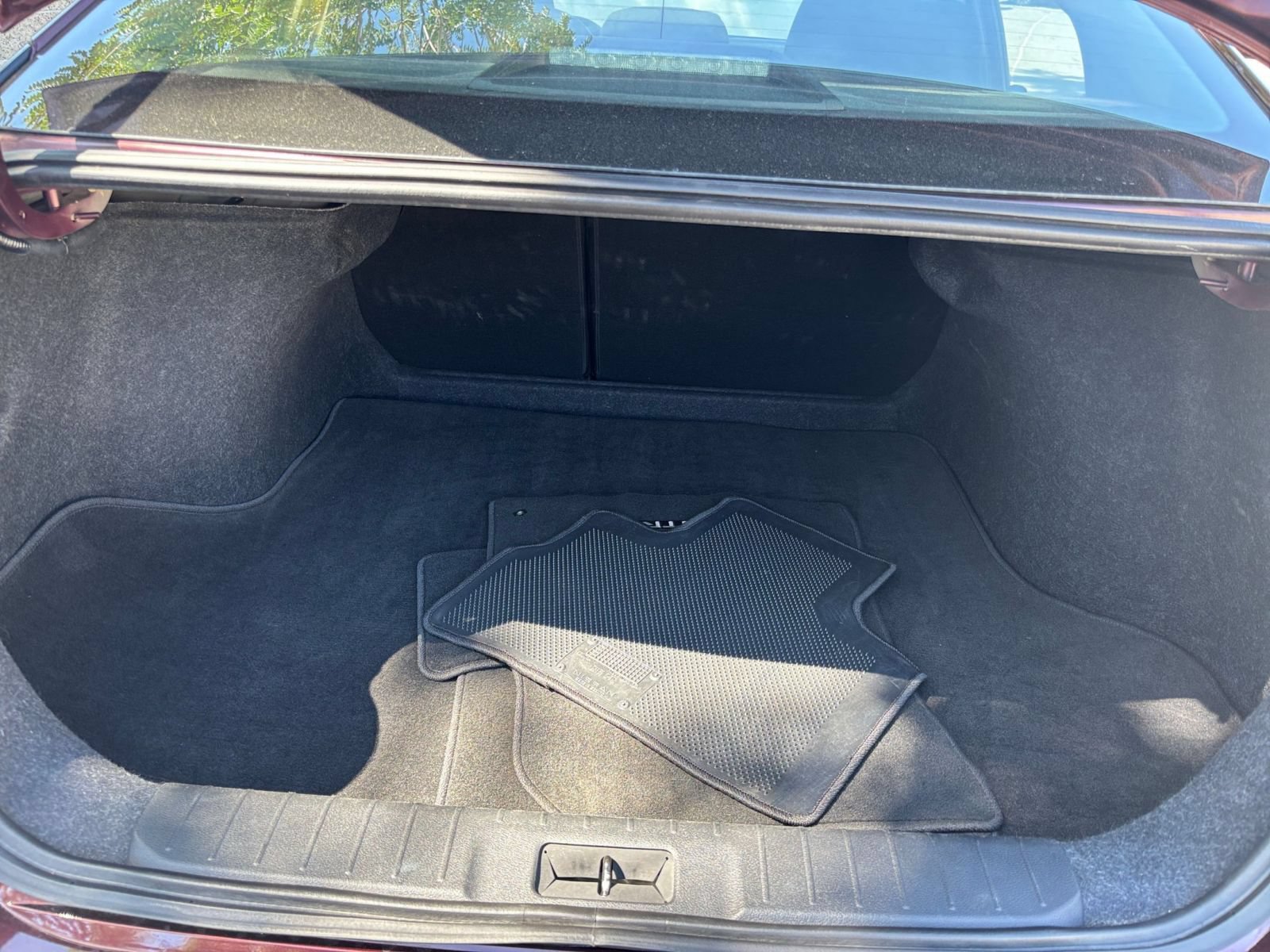 Used 2024 Nissan Altima 2.5 SV FWD image 30