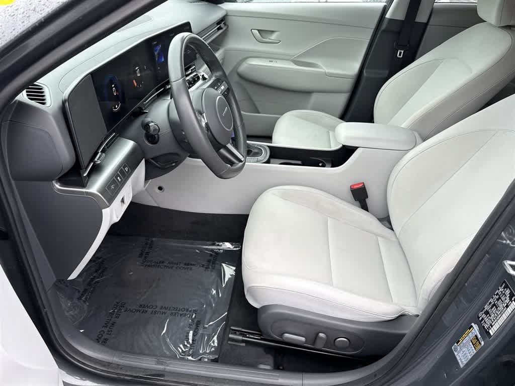 Used 2024 Hyundai Kona SEL AWD/4WD image 17
