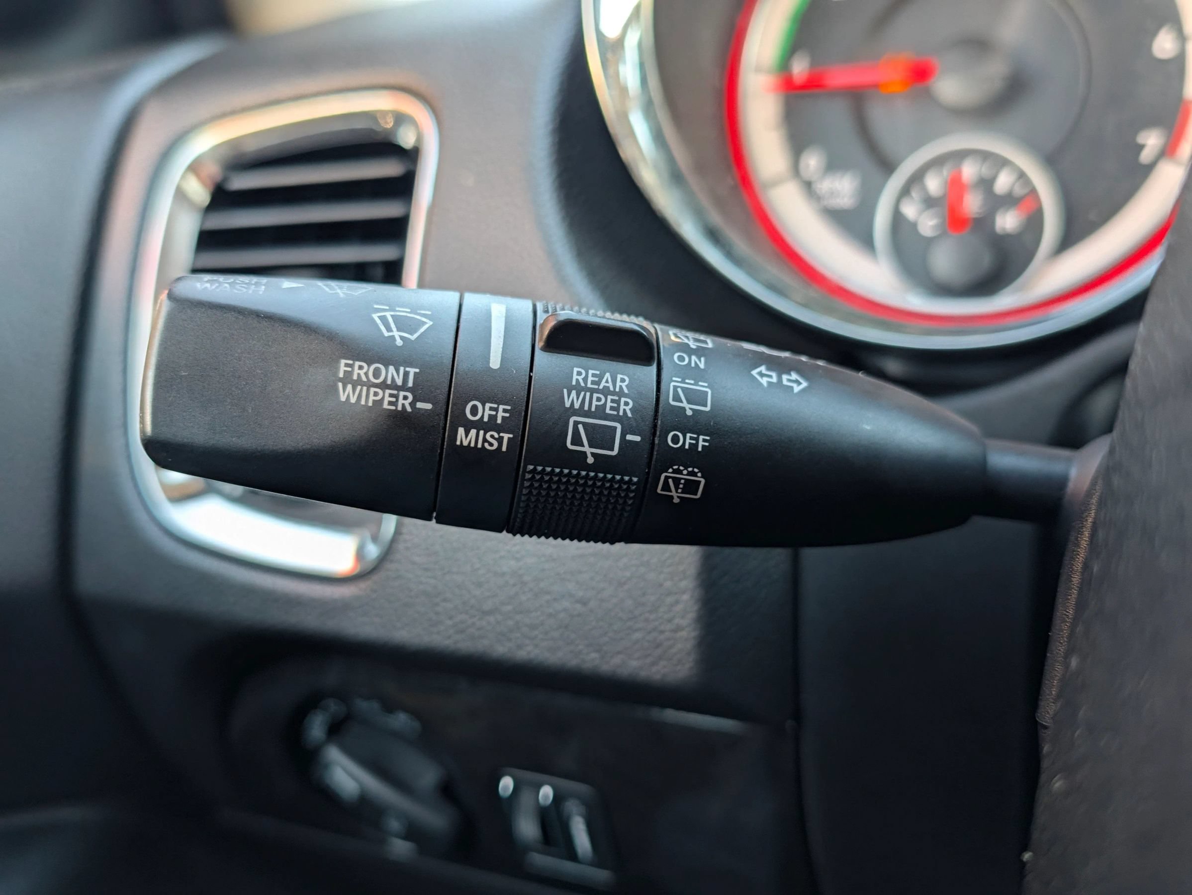 Used 2012 Dodge Durango Crew AWD/4WD image 25