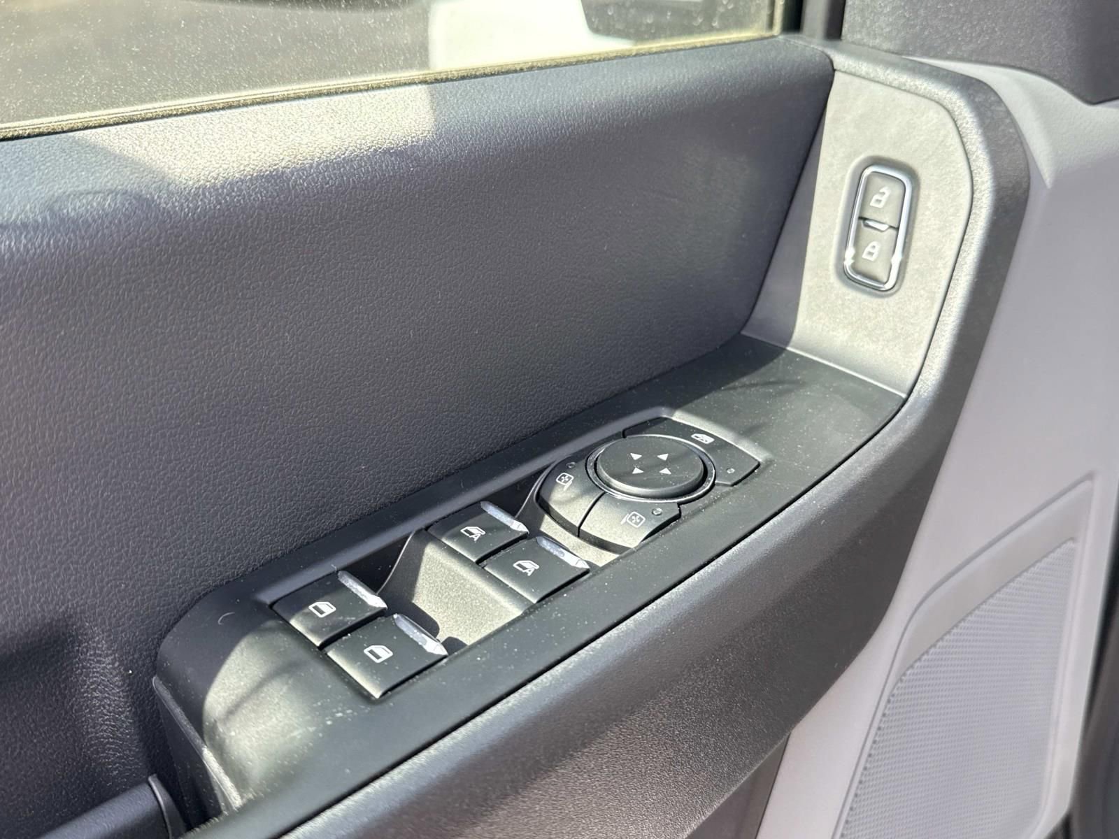 New 2026 Ford F250 4x4 Crew Cab Super Duty image 19