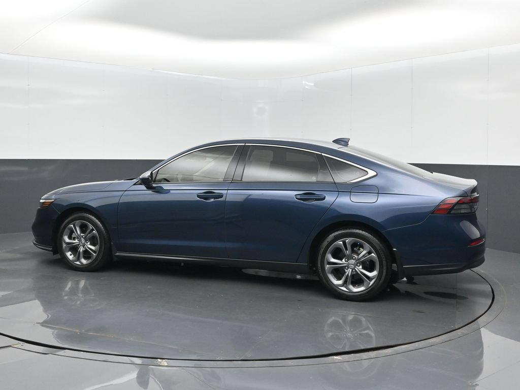 Used 2024 Honda Accord EX image 4
