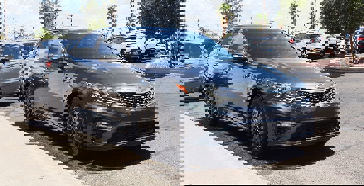 Used 2020 Kia Optima LX image 14