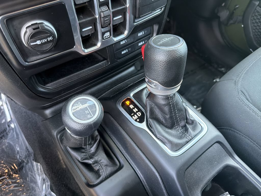 Used 2023 Jeep Gladiator Sport AWD/4WD image 27