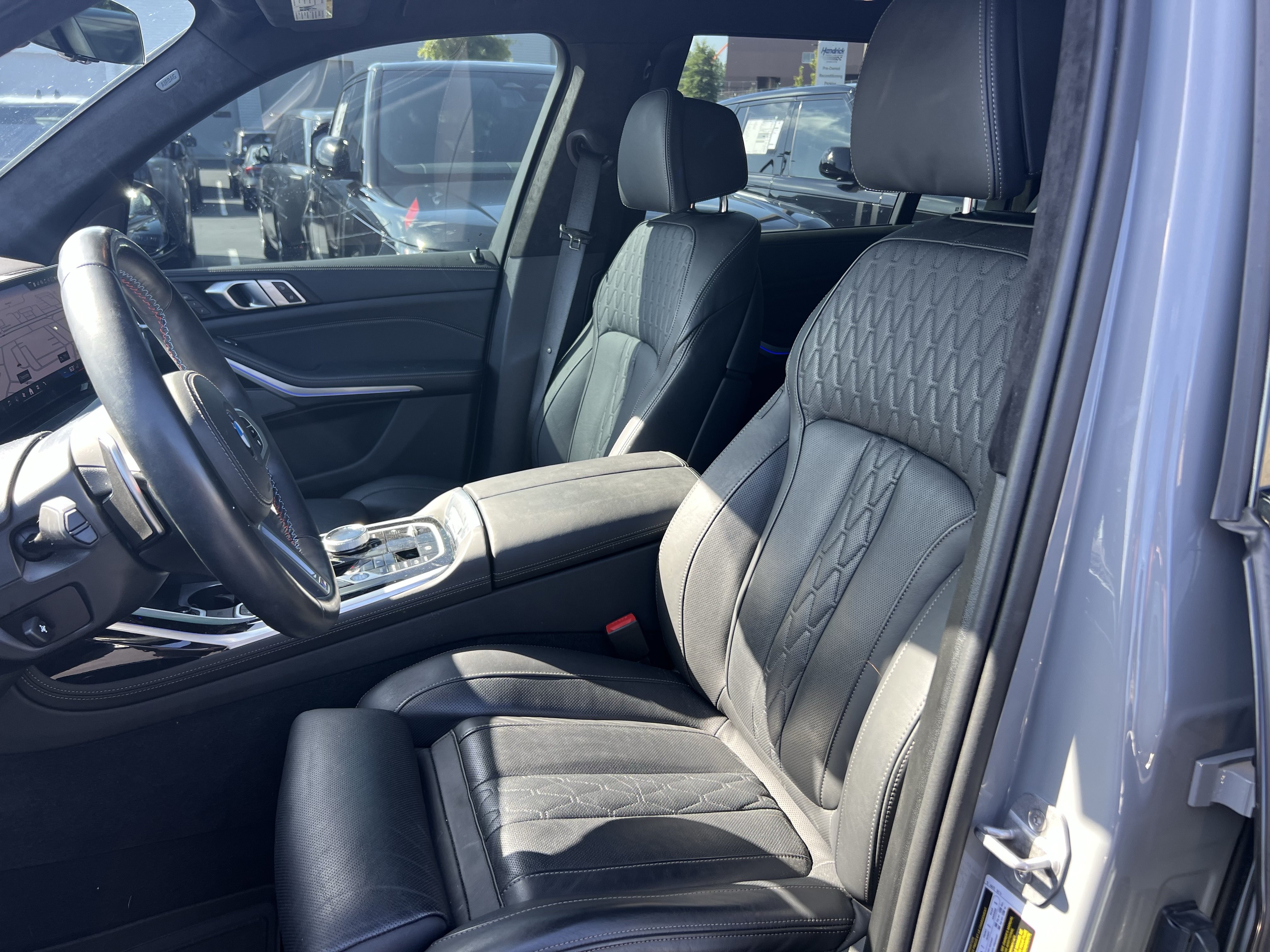 Used 2024 BMW X7 M60i w/ Executive Package AWD/4WD image 16