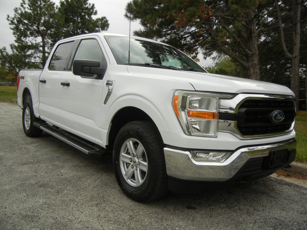 Used 2021 Ford F150 XLT w/ Equipment Group 301A Mid image 3