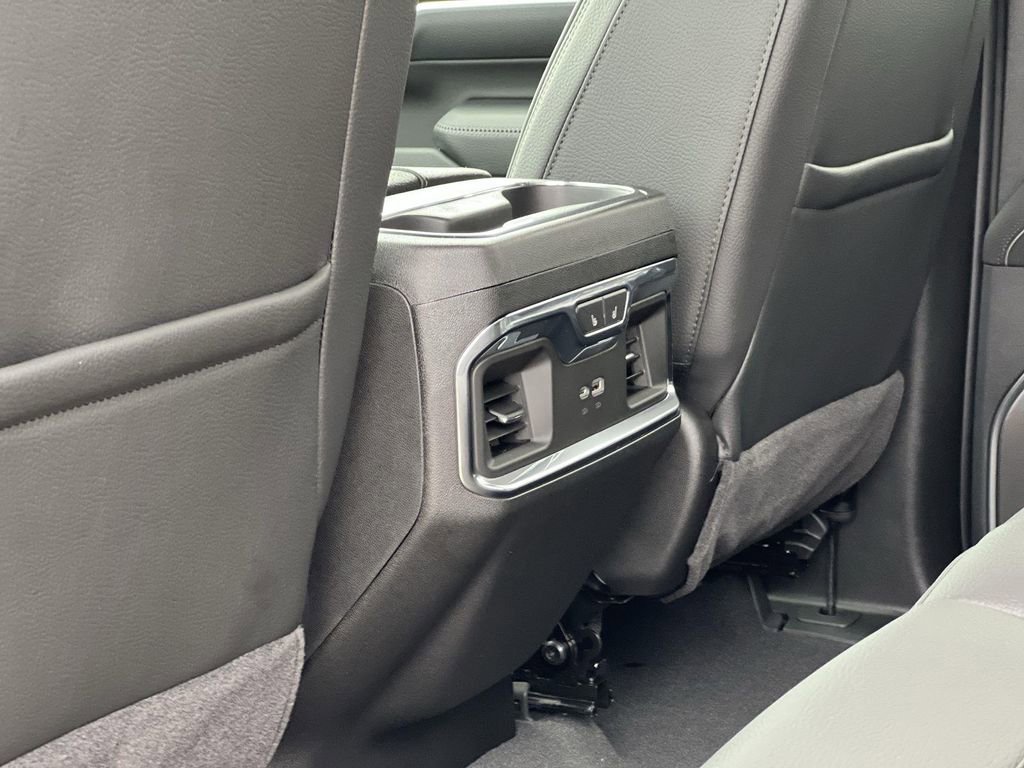 New 2026 GMC Sierra 3500 Denali AWD/4WD image 28