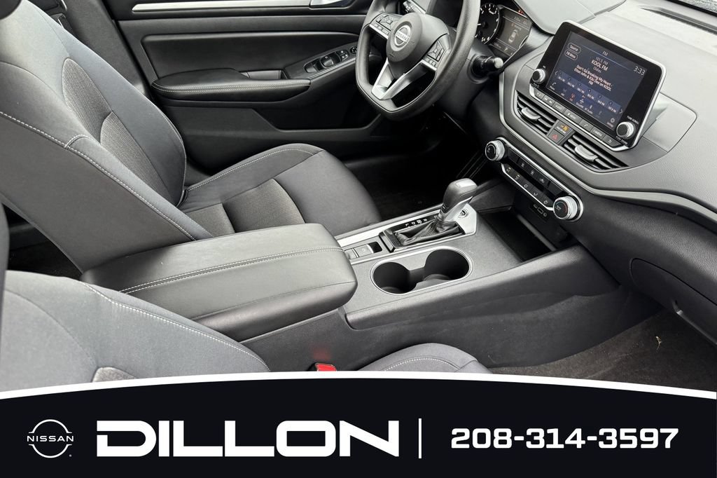 Used 2022 Nissan Altima 2.5 SV AWD/4WD image 15
