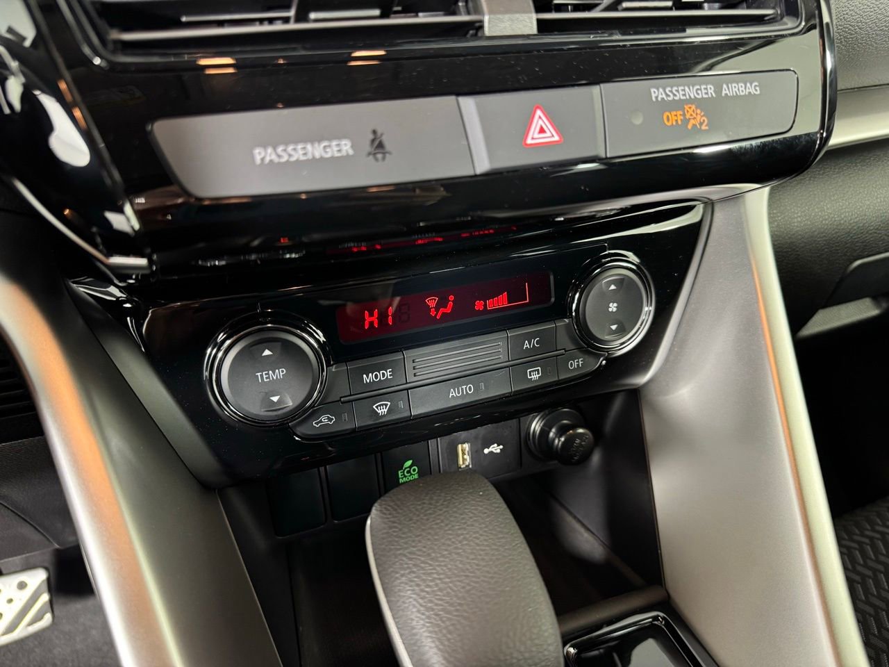 Used 2025 Mitsubishi Eclipse Cross ES image 16