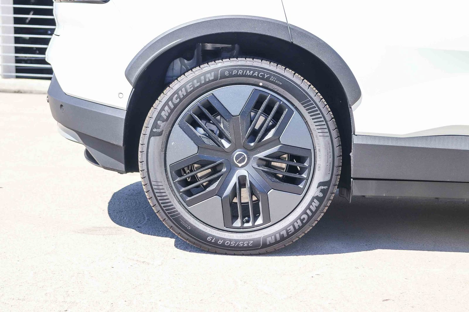 New 2026 Volvo EX30 Cross Country Ultra w/ Protection Package Premier AWD/4WD image 8