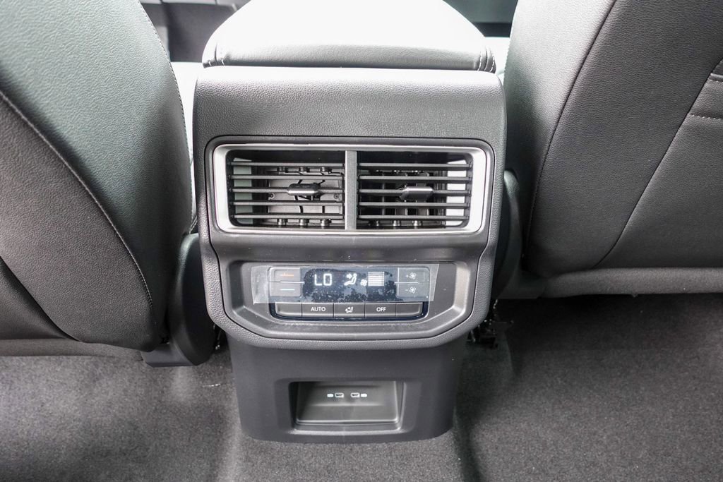 New 2026 Volkswagen Atlas SE image 26