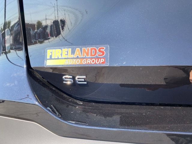 New 2025 Volkswagen Tiguan SE image 16