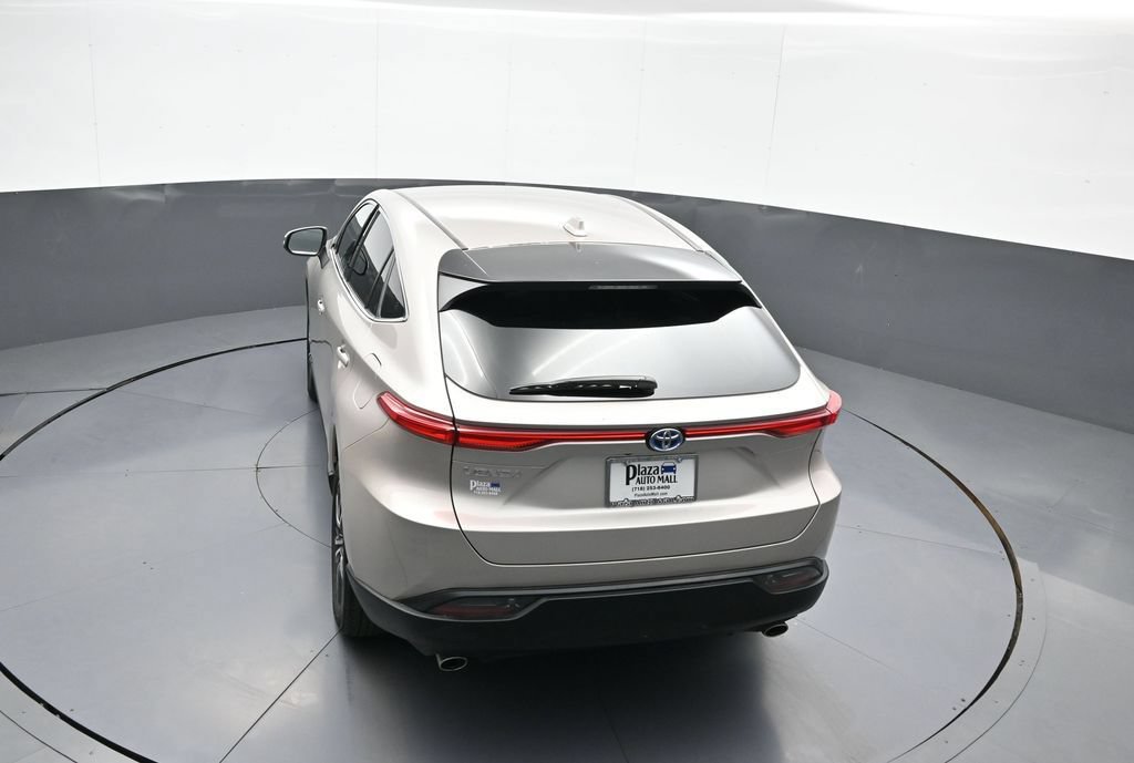 Certified 2024 Toyota Venza LE AWD/4WD image 38