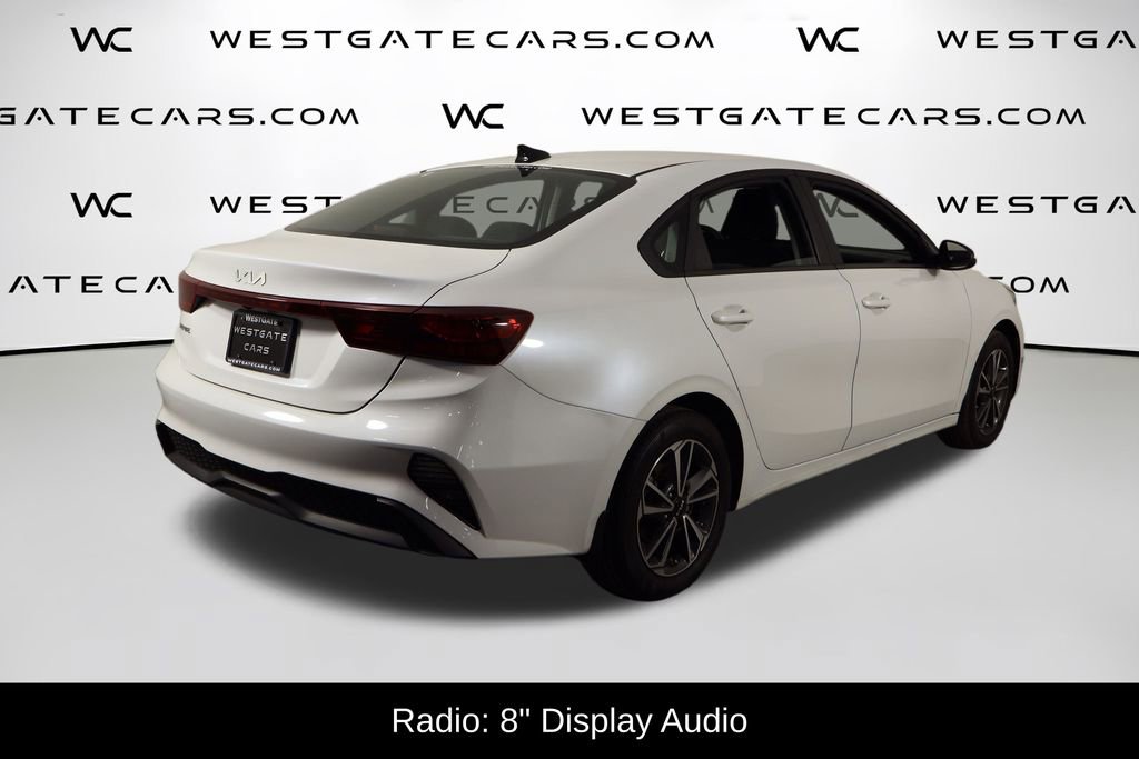 Used 2024 Kia Forte LXS image 2