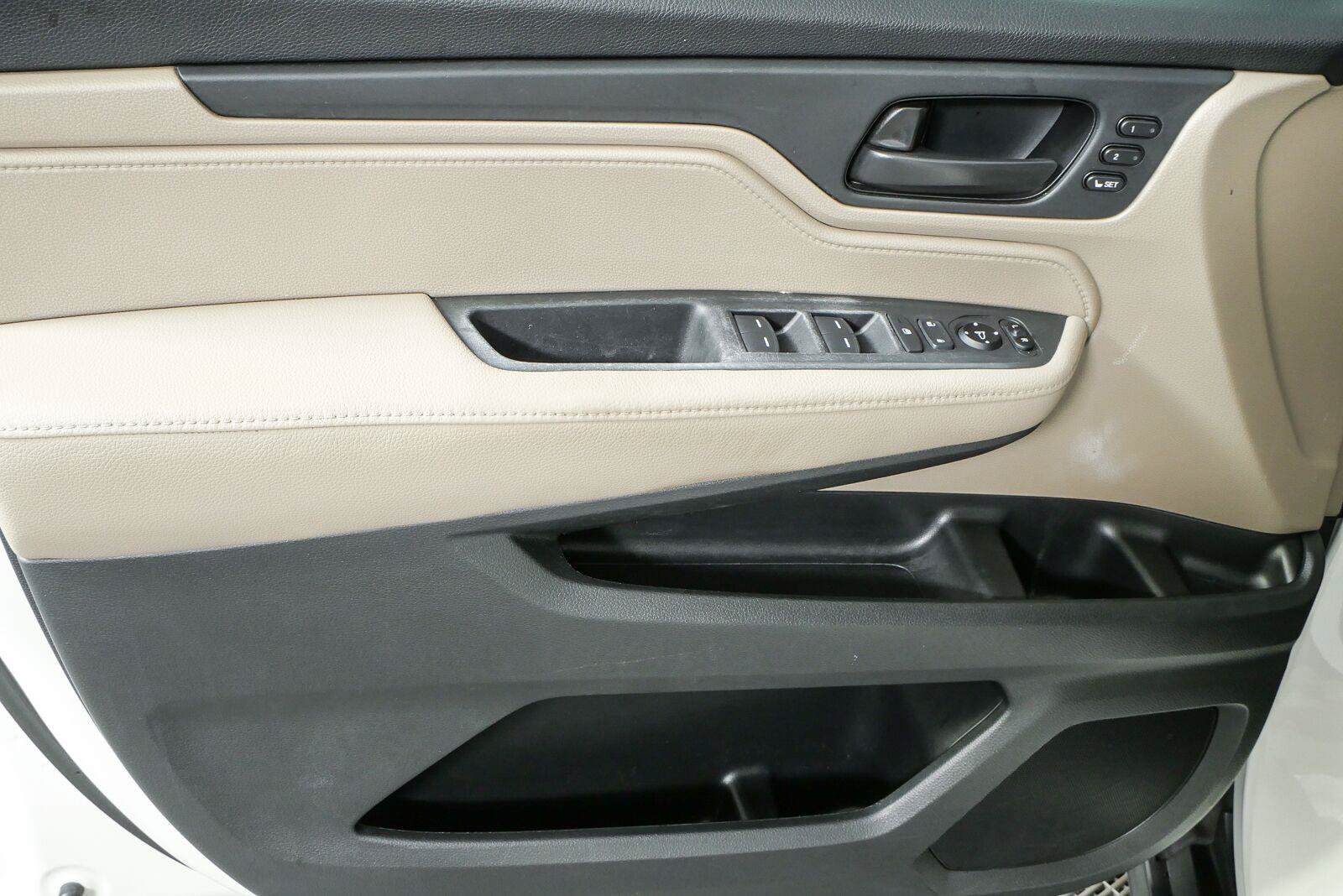 Used 2018 Honda Odyssey EX-L image 6