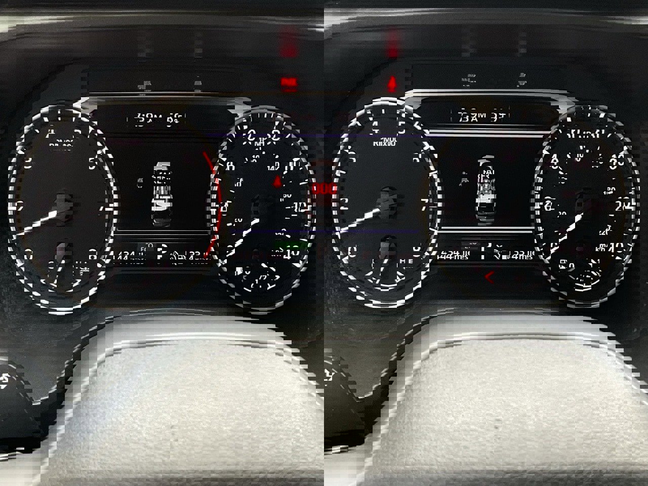 Used 2025 Nissan Rogue SV image 22