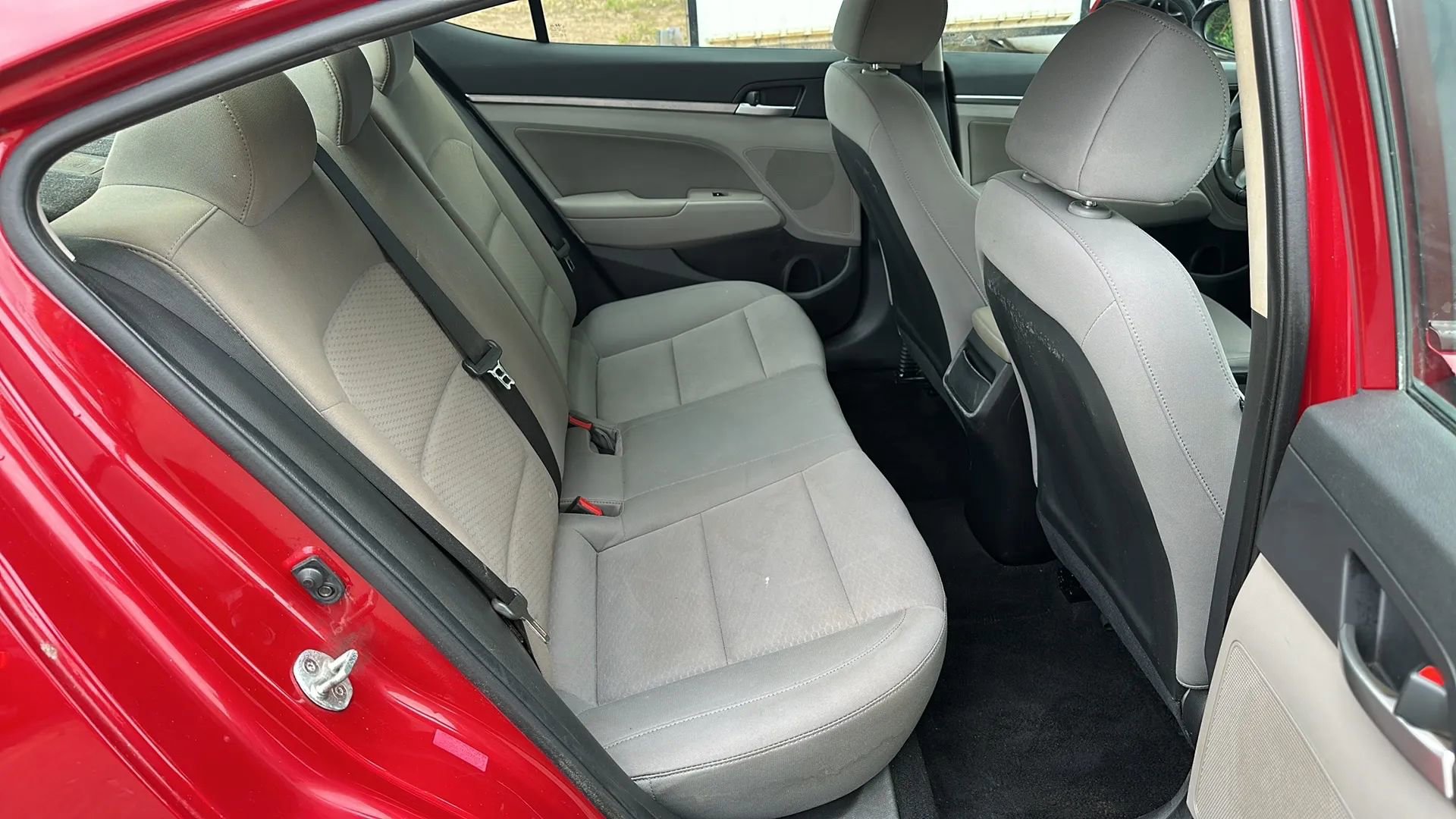 Used 2019 Hyundai Elantra Value Edition FWD image 18
