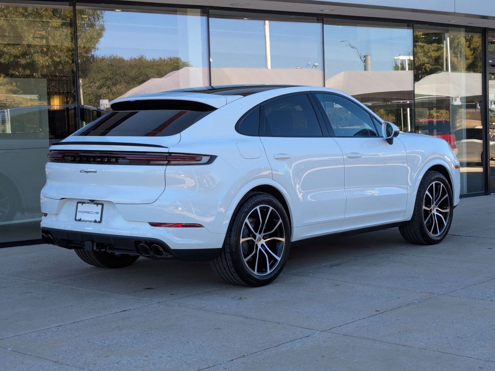 New 2026 Porsche Cayenne Coupe image 9