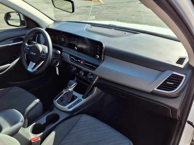 Used 2024 Kia Seltos LX AWD/4WD image 94
