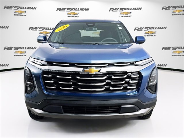 Used 2026 Chevrolet Equinox LT image 2