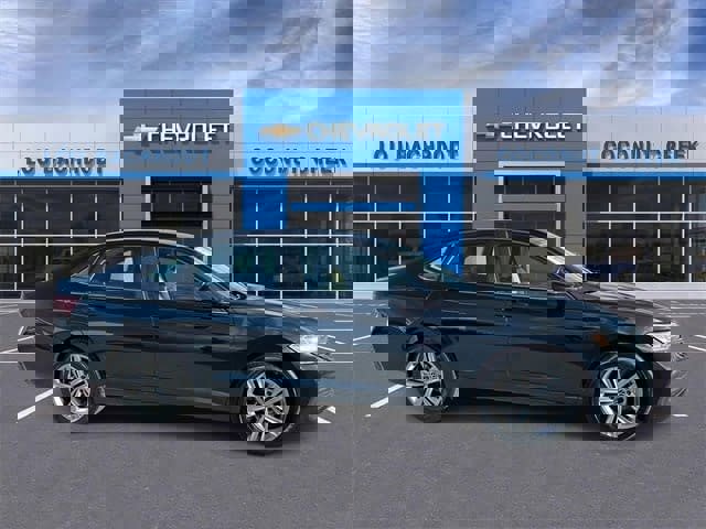 Used 2024 Volkswagen Jetta SE image 9