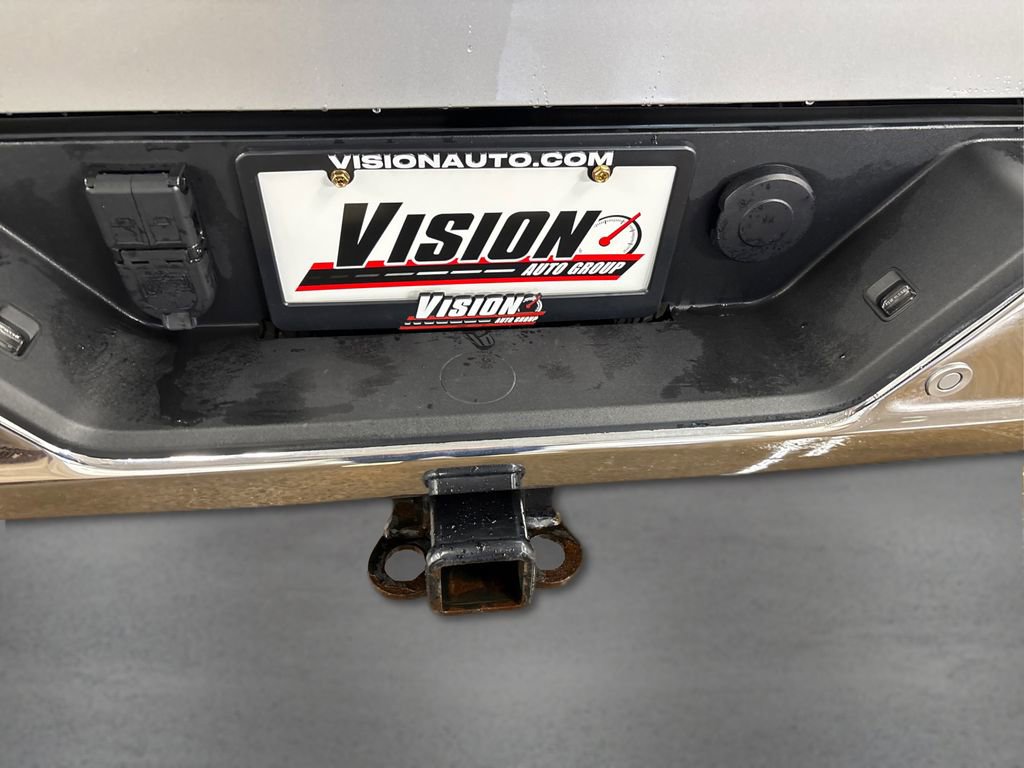 Used 2022 GMC Sierra 3500 SLT w/ SLT Preferred Package image 14