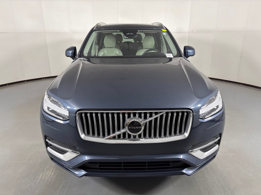 Used 2023 Volvo XC90 B6 Ultimate w/ Protection Package AWD/4WD image 3