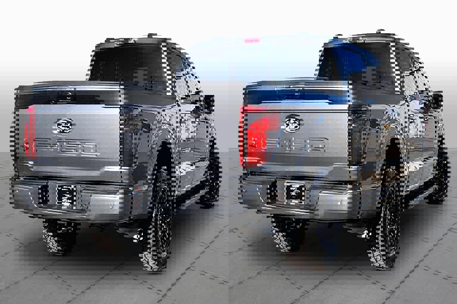 Used 2025 Ford F150 XLT w/ Equipment Group 302A MID image 13