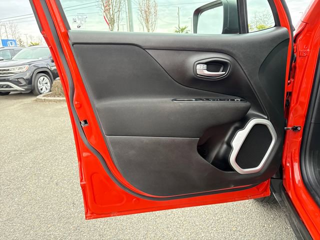 Used 2021 Jeep Renegade Sport w/ Sport Appearance Group image 18