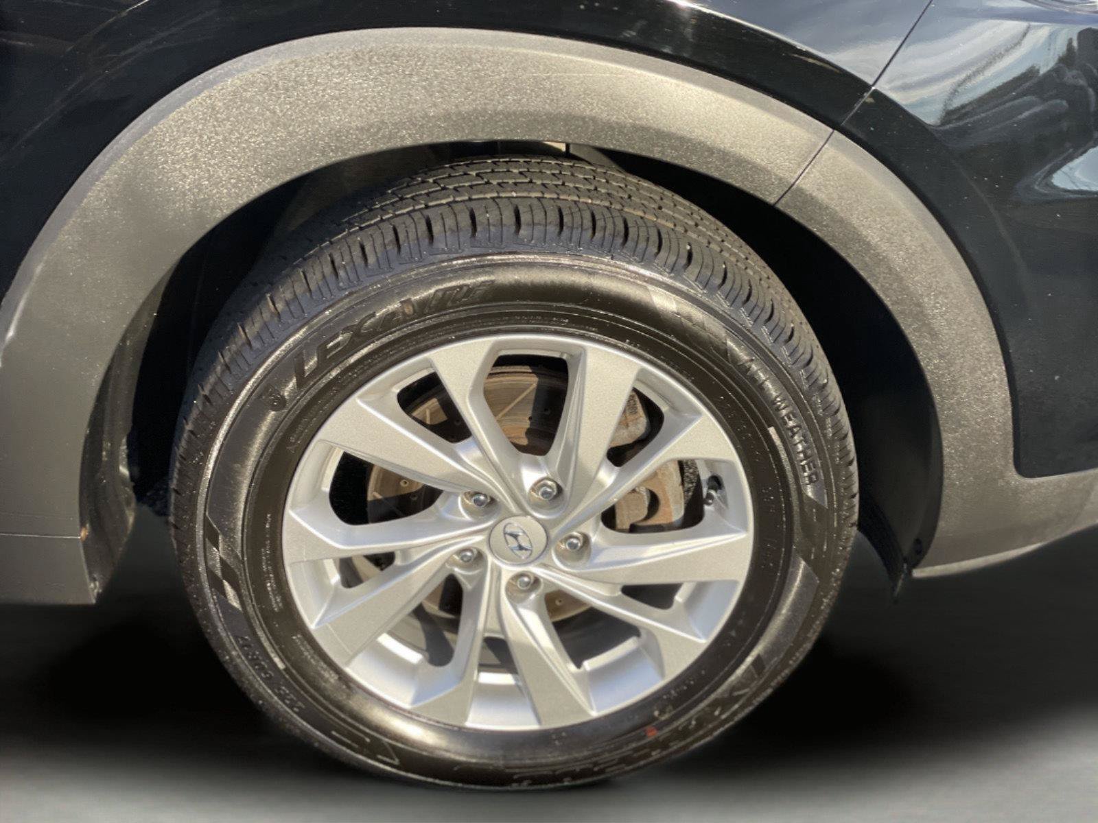 Used 2019 Hyundai Tucson Value AWD/4WD image 37