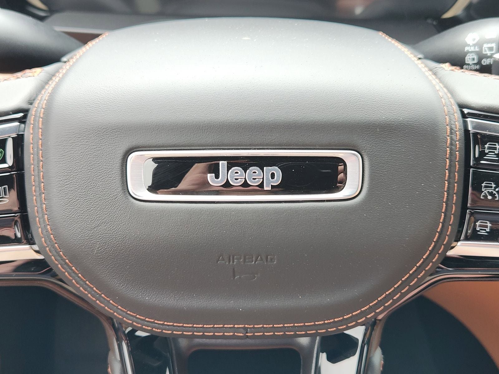 New 2026 Jeep Grand Cherokee L Summit AWD/4WD image 39