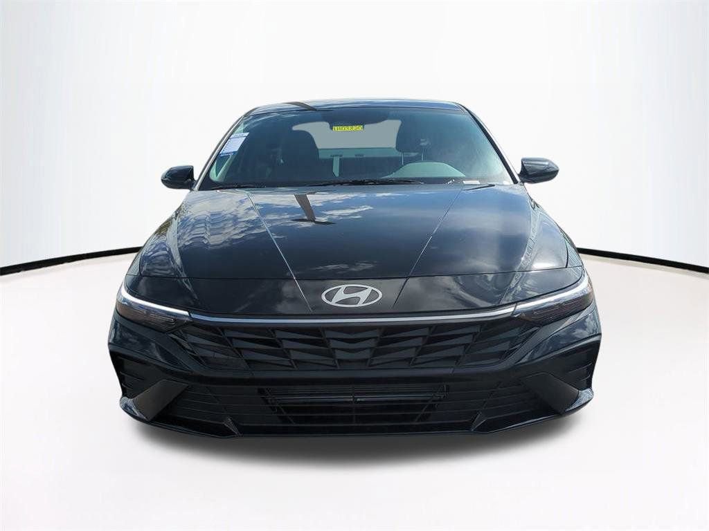New 2026 Hyundai Elantra Sport FWD image 3