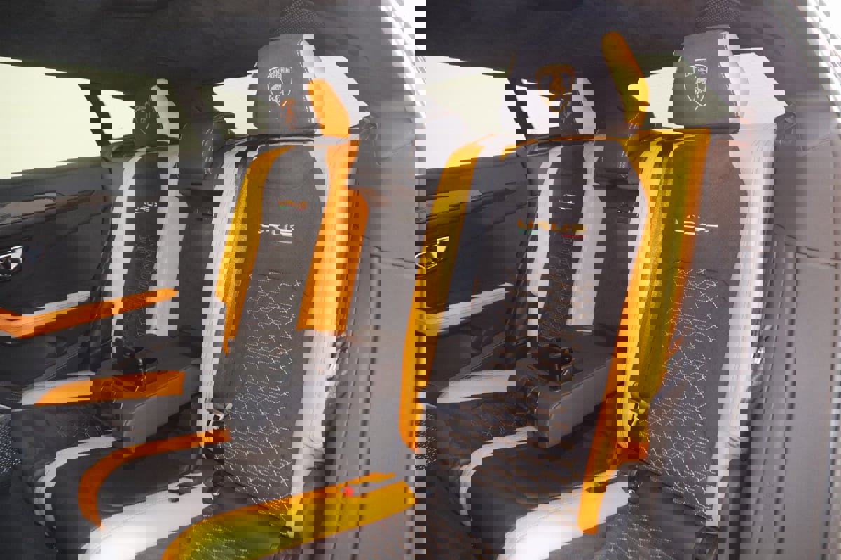 Used 2021 Lamborghini Urus image 78