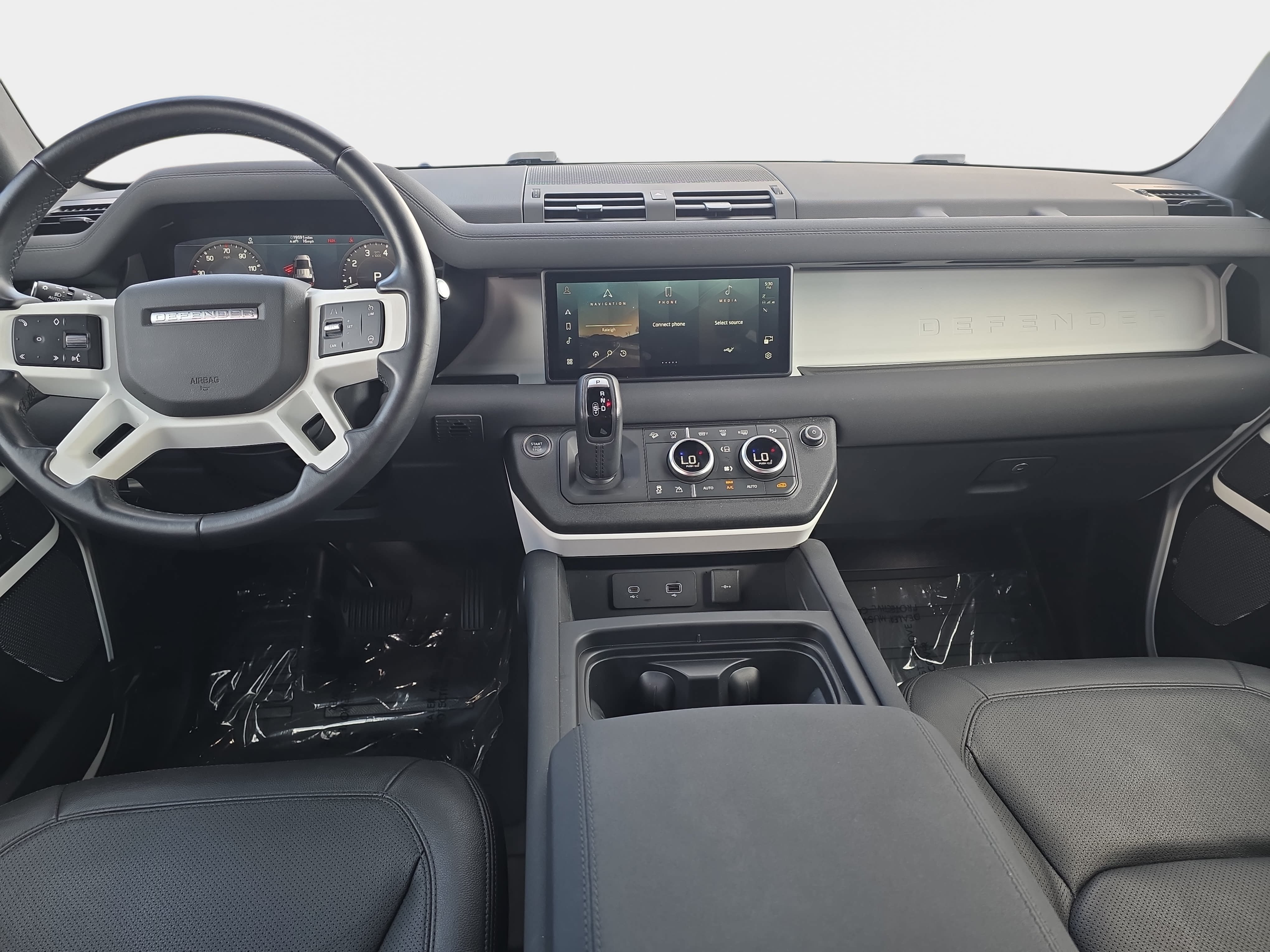 Certified 2023 Land Rover Defender 110 S AWD/4WD image 9