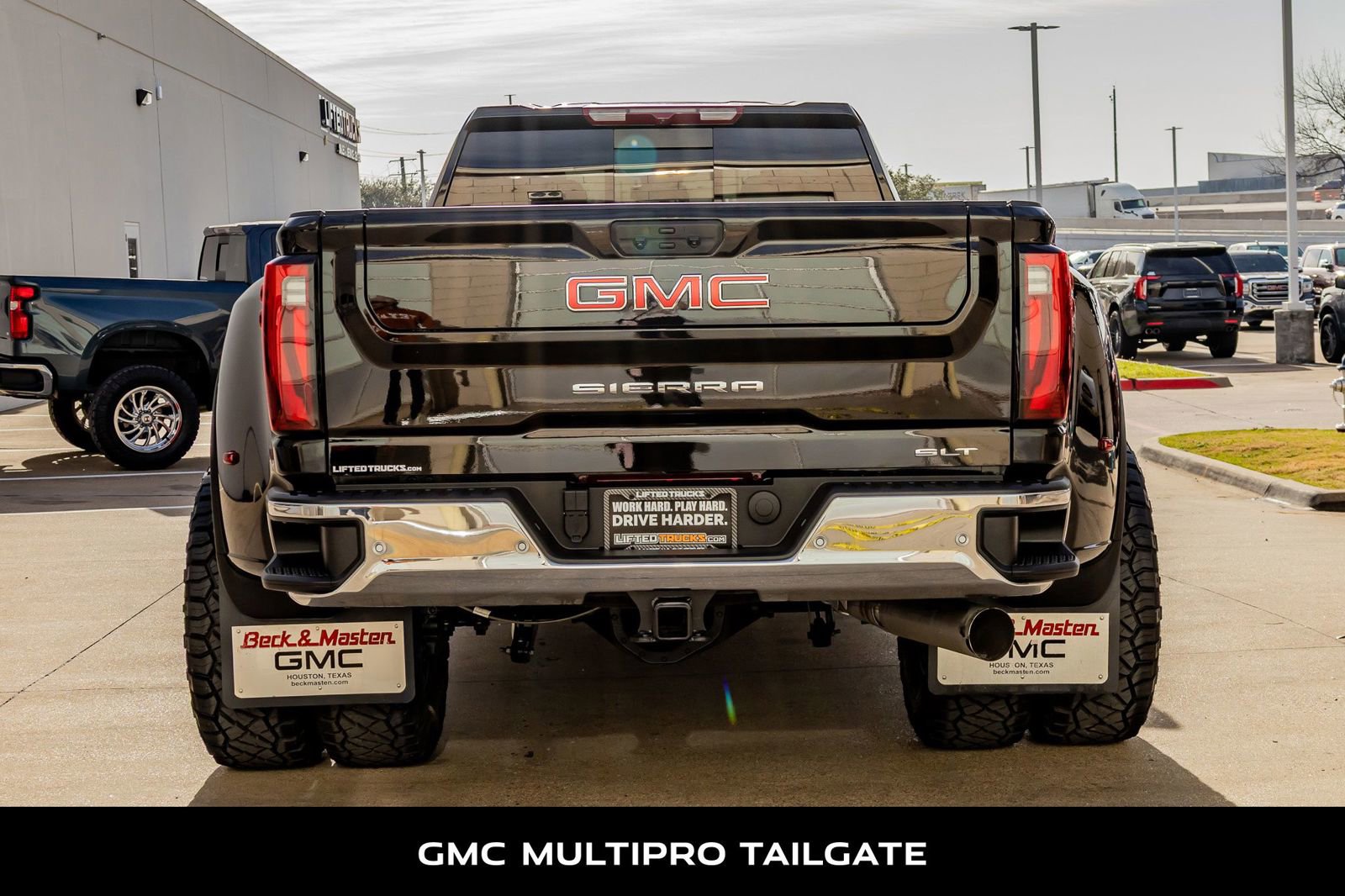 Used 2025 GMC Sierra 3500 SLT w/ Texas SLT Premium Package image 9