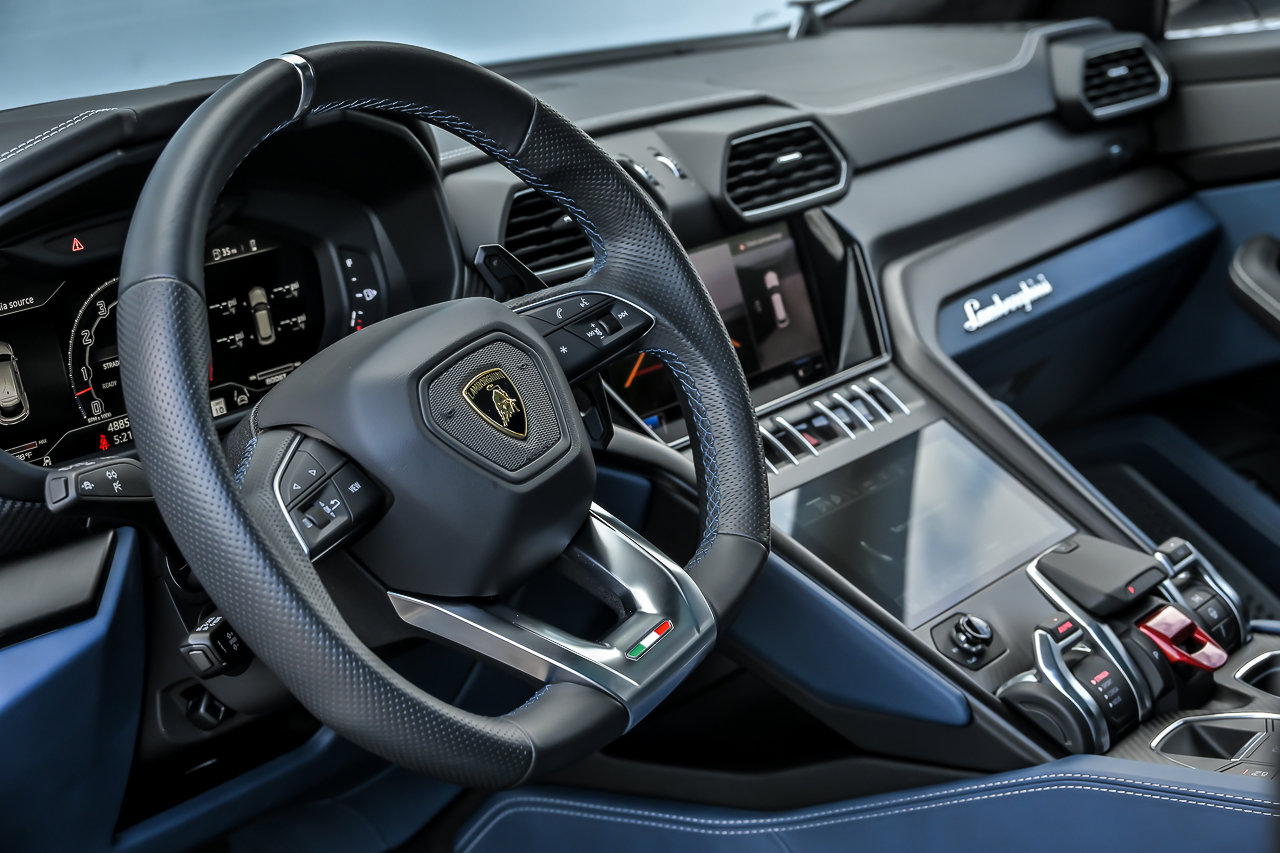 Used 2024 Lamborghini Urus S AWD/4WD image 33