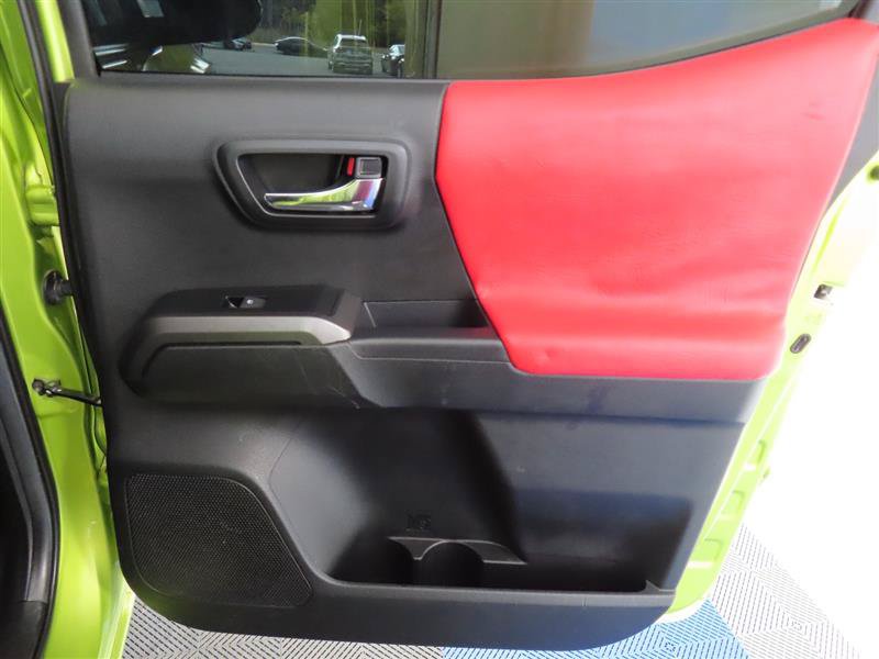 Used 2022 Toyota Tacoma TRD Pro AWD/4WD image 31