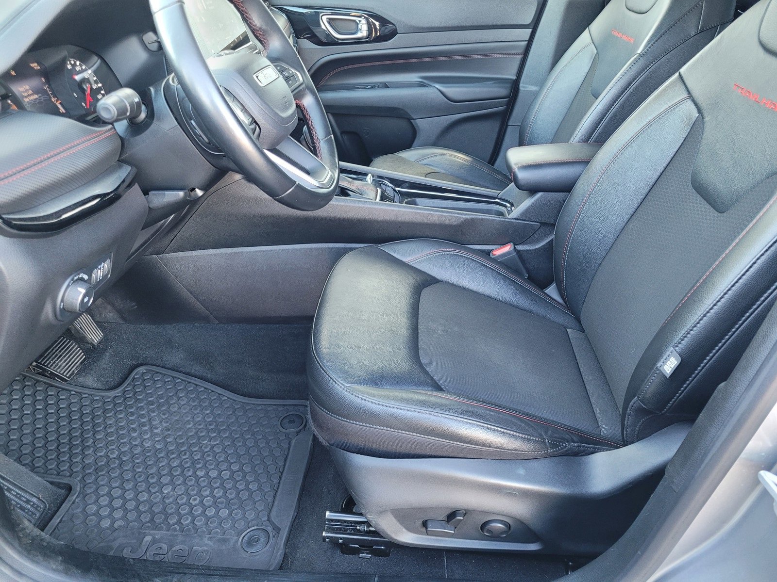 Used 2022 Jeep Compass Trailhawk w/ Sun and Sound Group image 18