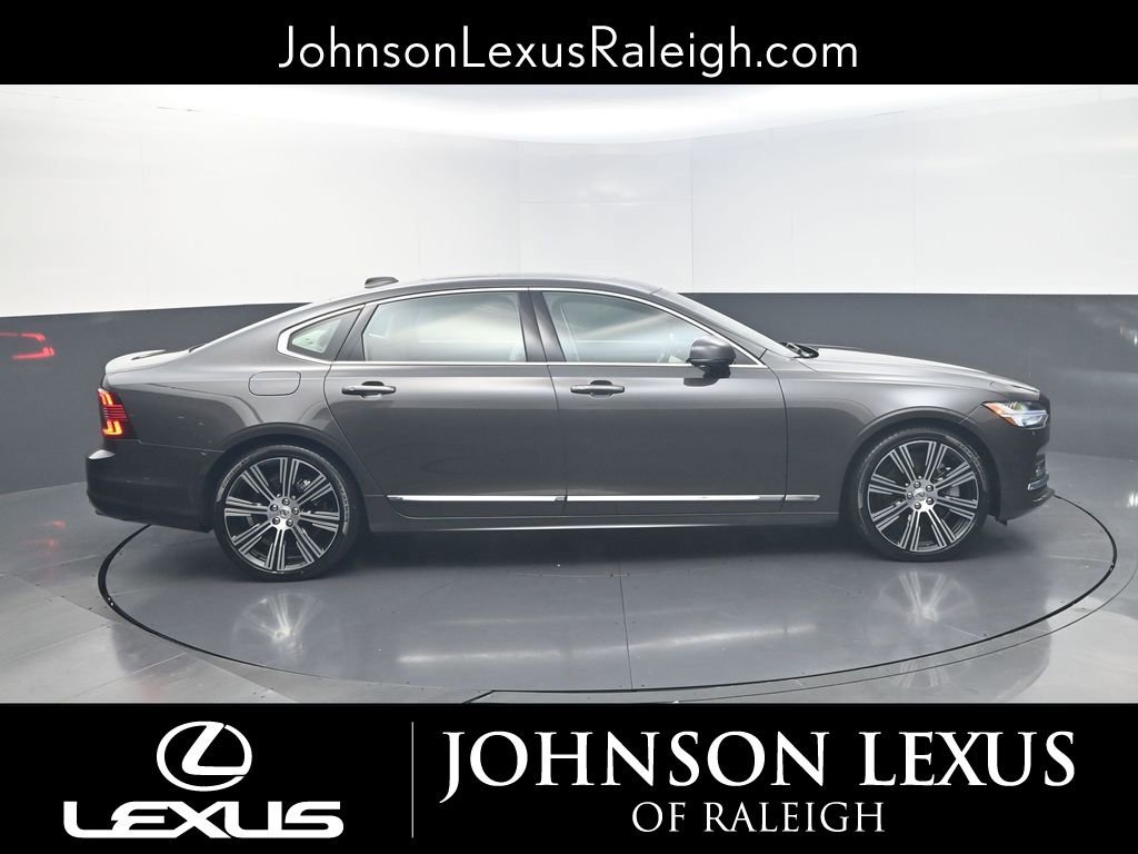 Used 2024 Volvo S90 B6 Ultimate image 6