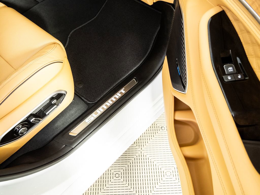 Used 2025 Jeep Grand Cherokee Summit image 25