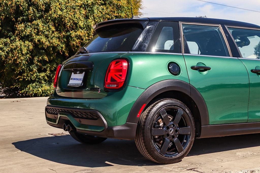 Used 2024 MINI Cooper S FWD image 12