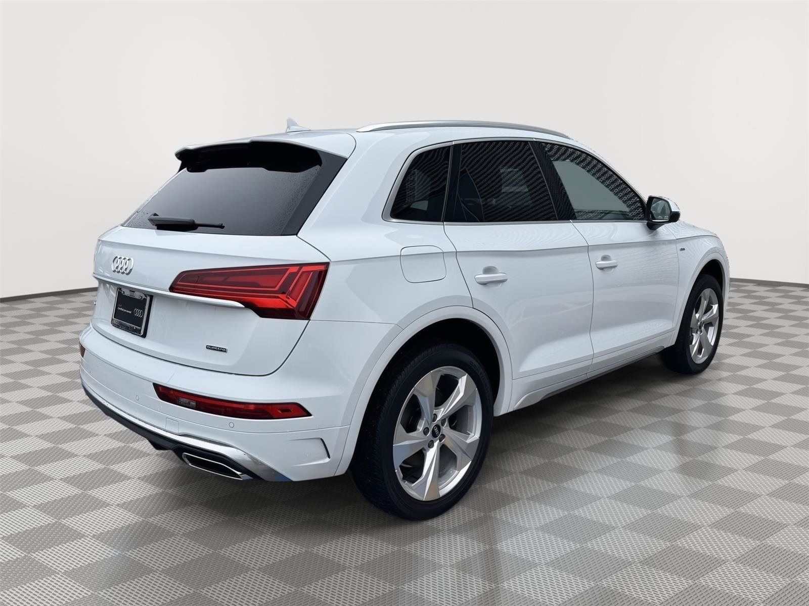 Certified 2023 Audi Q5 2.0T Premium Plus w/ Premium Plus Package image 5