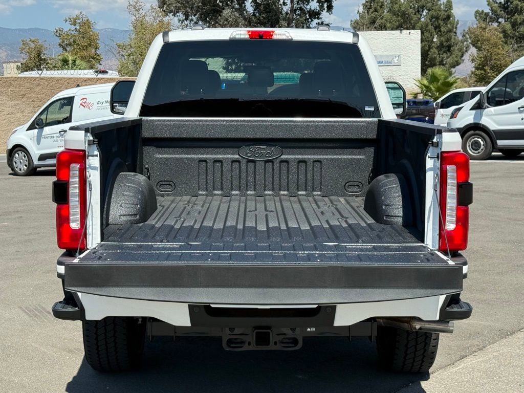 New 2026 Ford F250 4x4 Crew Cab Super Duty image 17