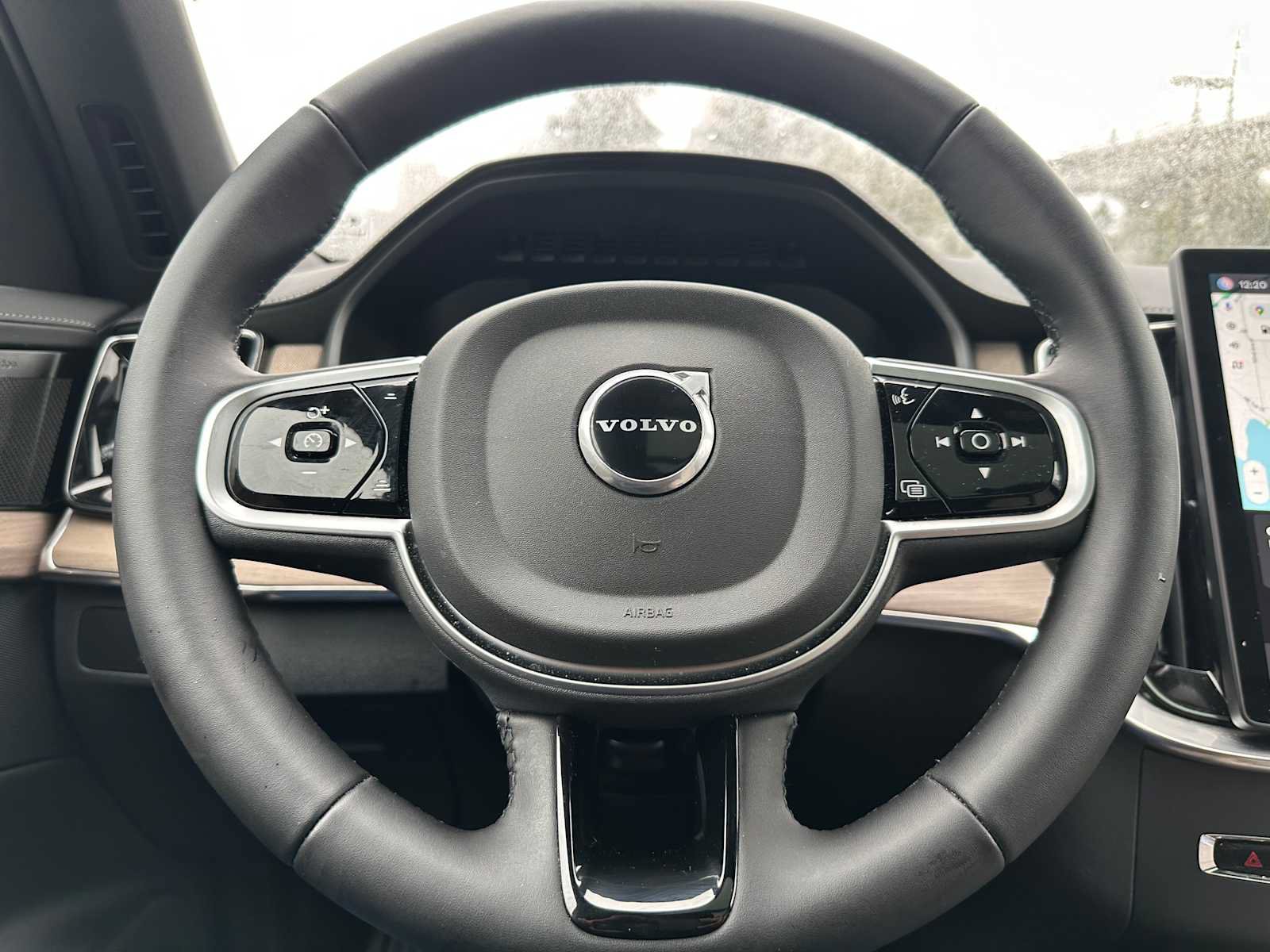 Used 2025 Volvo XC90 B6 Plus w/ Protection Package Premier AWD/4WD image 25