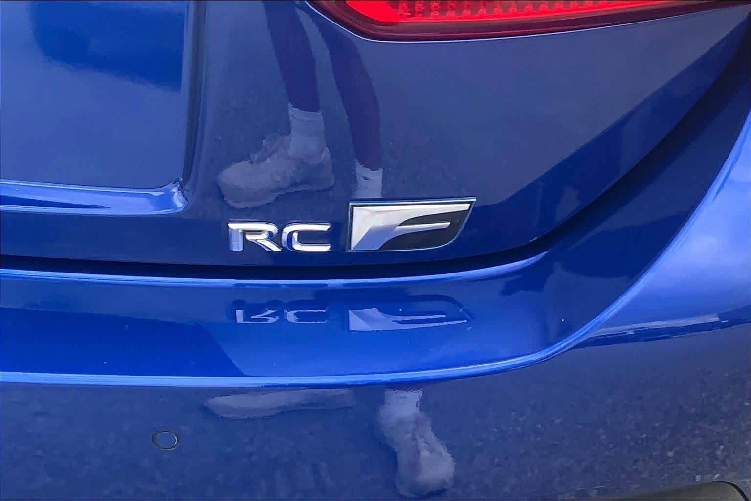 Used 2015 Lexus RC F w/ Performance Package RWD image 31