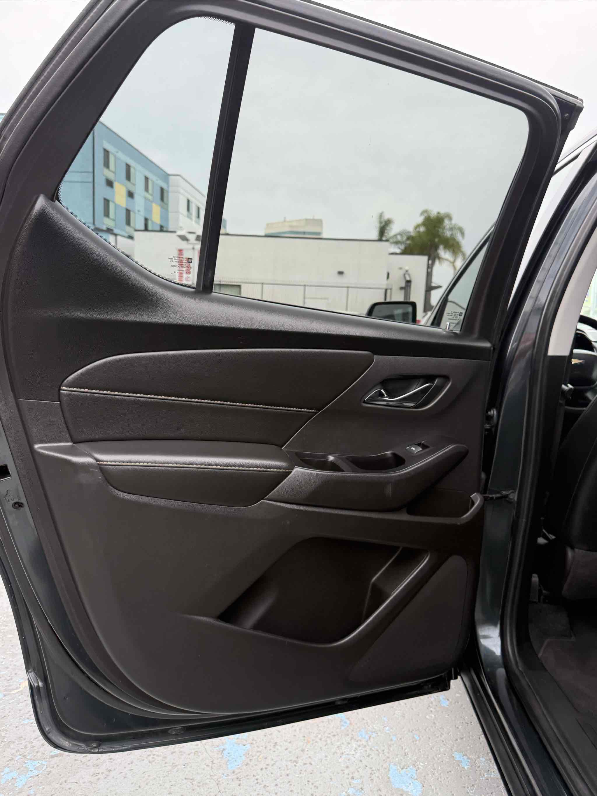 Used 2018 Chevrolet Traverse LT image 71