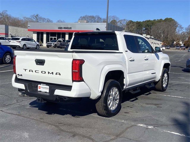 Used 2025 Toyota Tacoma SR5 image 3