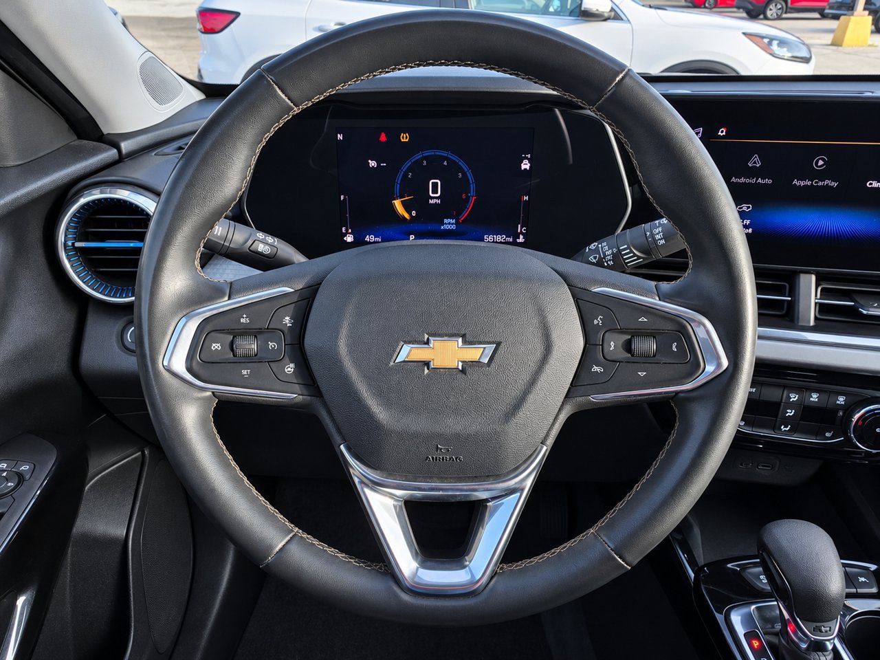 Certified 2024 Chevrolet Trax LT w/ Sunroof Package FWD image 19