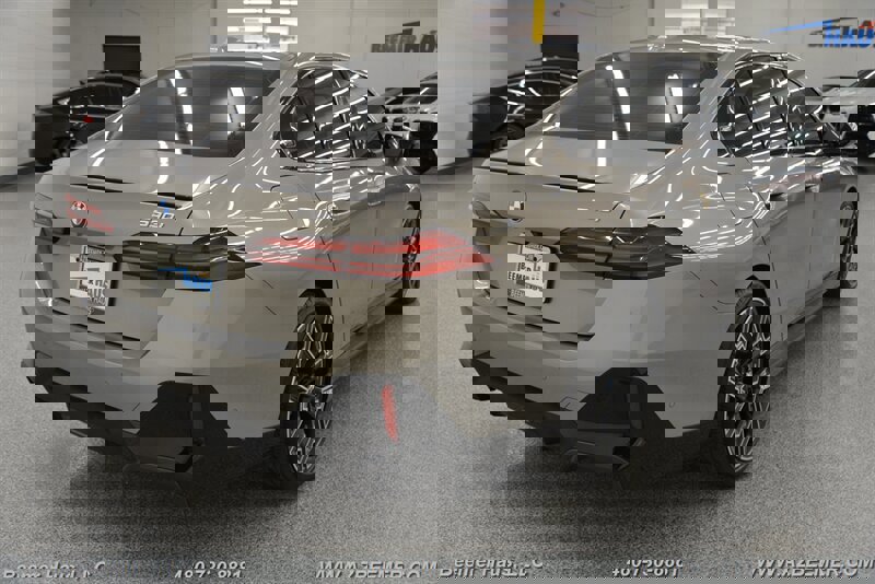 Used 2024 BMW 530i w/ M Sport Package image 9