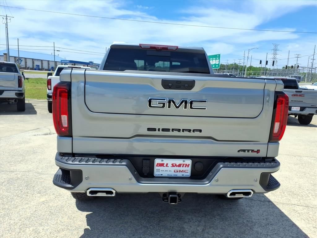 Used 2025 GMC Sierra 1500 AT4 w/ AT4 Premium Package AWD/4WD image 6
