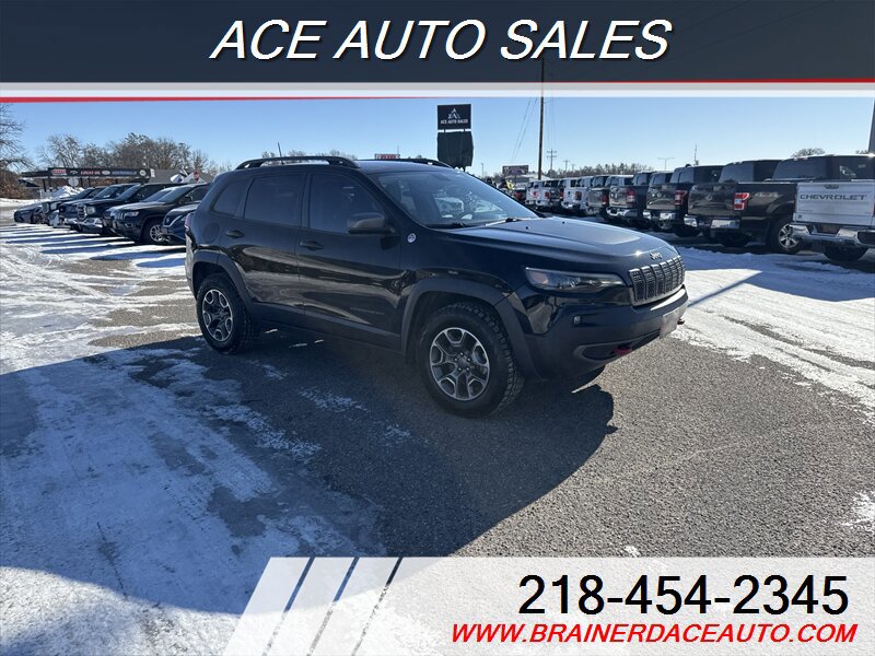 Used 2020 Jeep Cherokee Trailhawk w/ Cold Weather Group image 2
